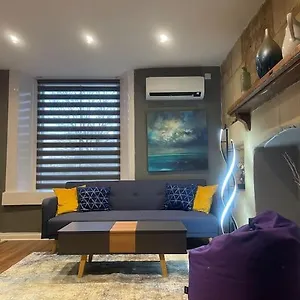 Cosy - Centre Near Train Station Apartment Bath